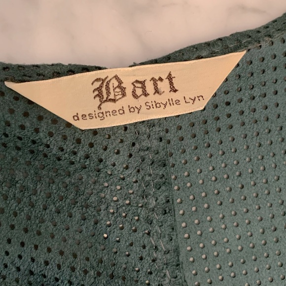 Vintage teal perforated suede top with matching leather|suede skirt - Picture 4 of 13